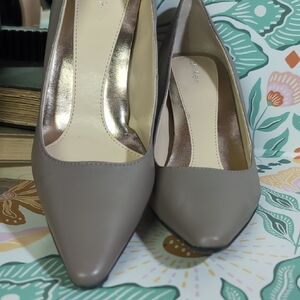 Calvin Klein Women's Taupe Pumps